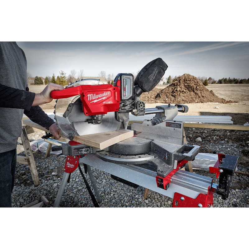 Milwaukee 2739-21HD M18 FUEL 18V 12" Dual Bevel Sliding Compound Miter Saw Kit - Image 11