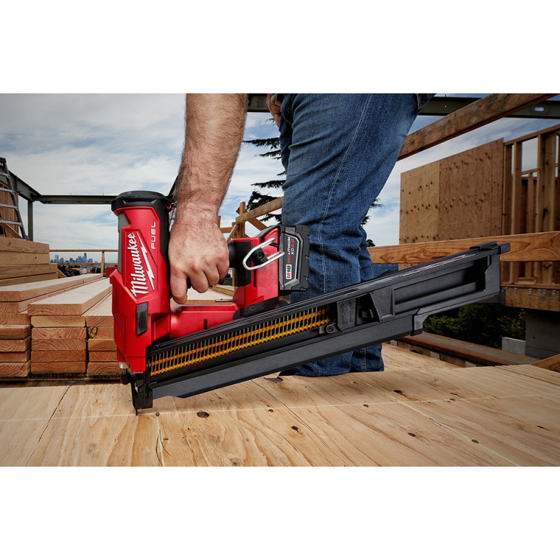 Milwaukee 2745-20EM M18 FUEL 18V 30 Degree Framing Nailer w/ EXT Capacity Mag - Image 9