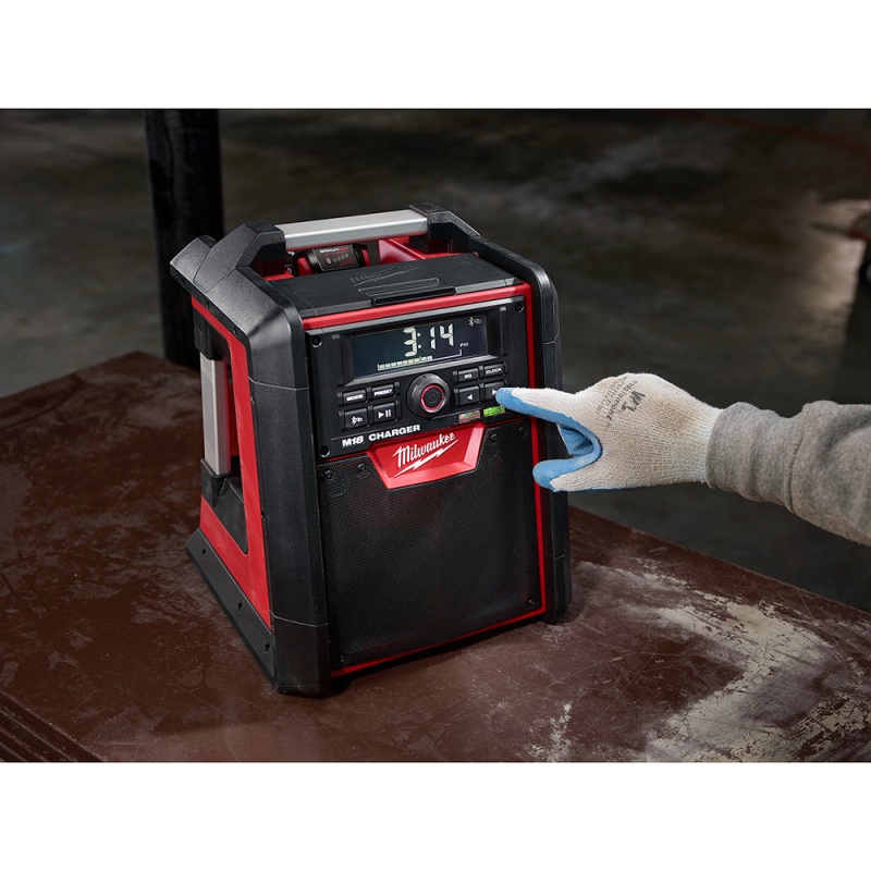 Milwaukee 2792-20 M18 18V Jobsite Bluetooth Radio/Charger - Bare Tool - Image 5