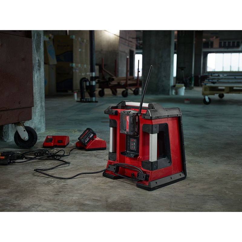 Milwaukee 2792-20 M18 18V Jobsite Bluetooth Radio/Charger - Bare Tool - Image 6