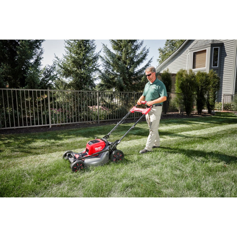 Milwaukee 2823-22HD M18 FUEL 21" Self-Propelled Cordless Lawnmower Mower Kit - Image 12