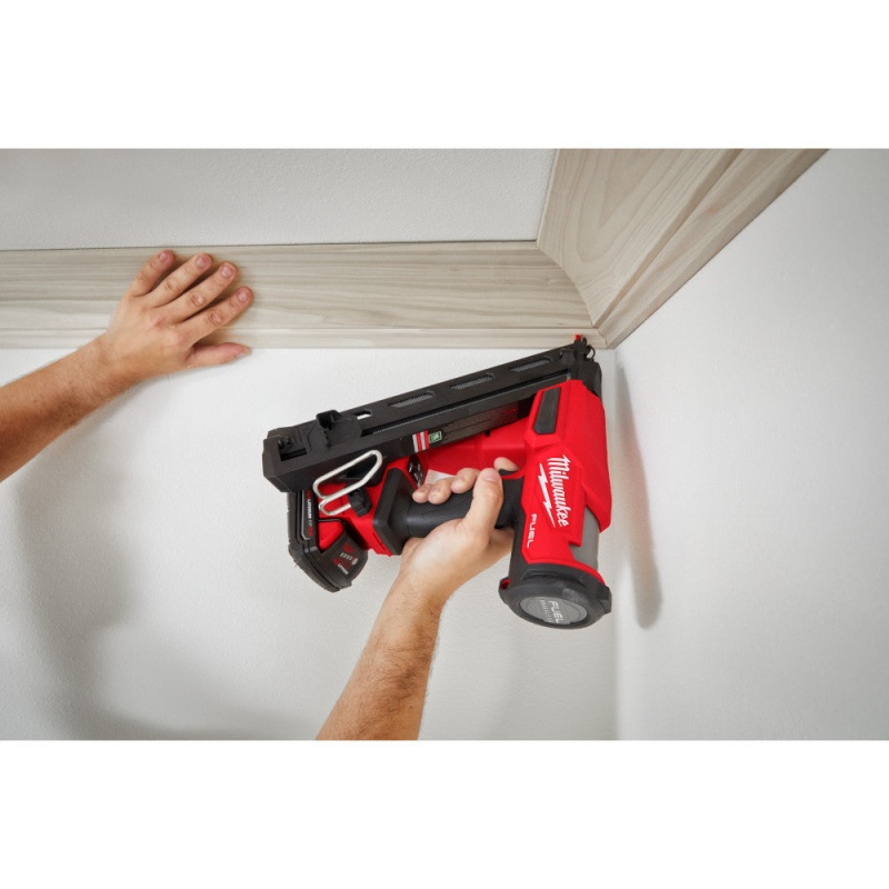 Milwaukee 2839-20 M18 FUEL Ergonomic Cordless 15 Gauge Finish Nailer - Bare Tool - Image 10