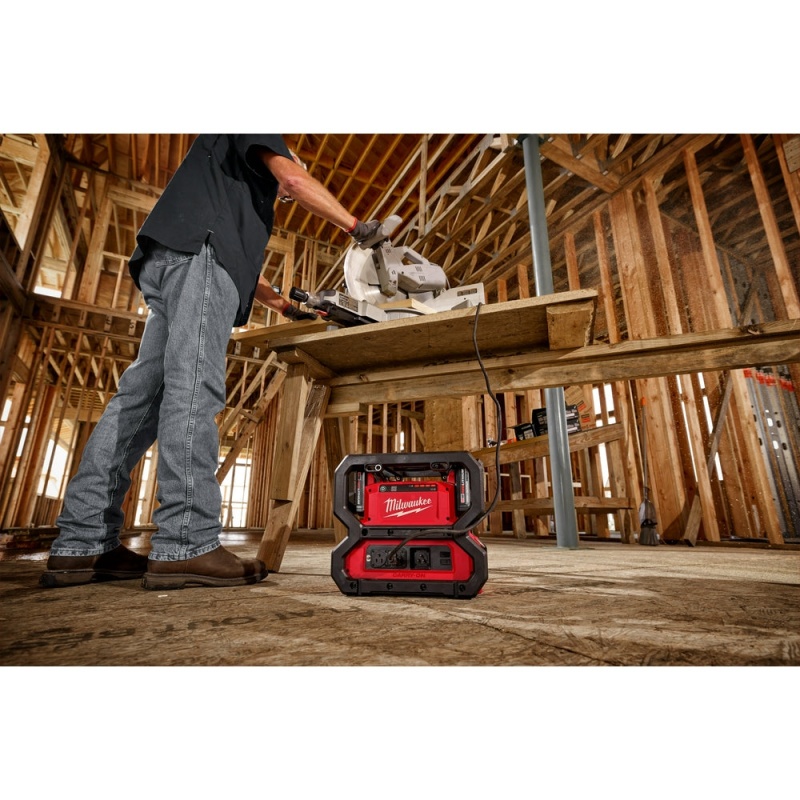 Milwaukee 2845-20X6 M18 18V 3600W/1800W Power Supply w/ 4 - 6AH Batteries - Image 6