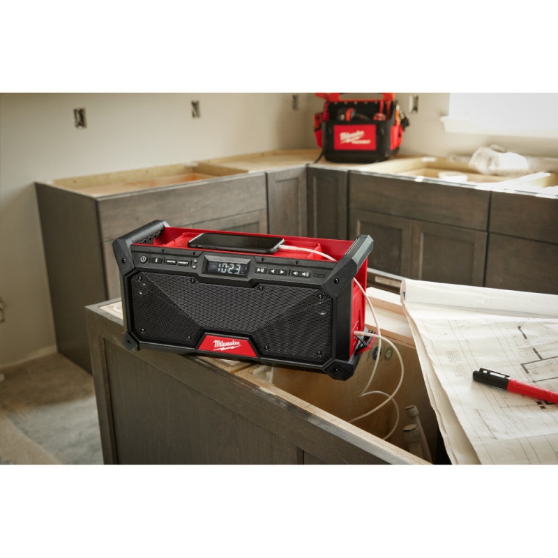 Milwaukee 2952-20 M18 18V Bluetooth Jobsite Radio - Bare Tool - Image 9