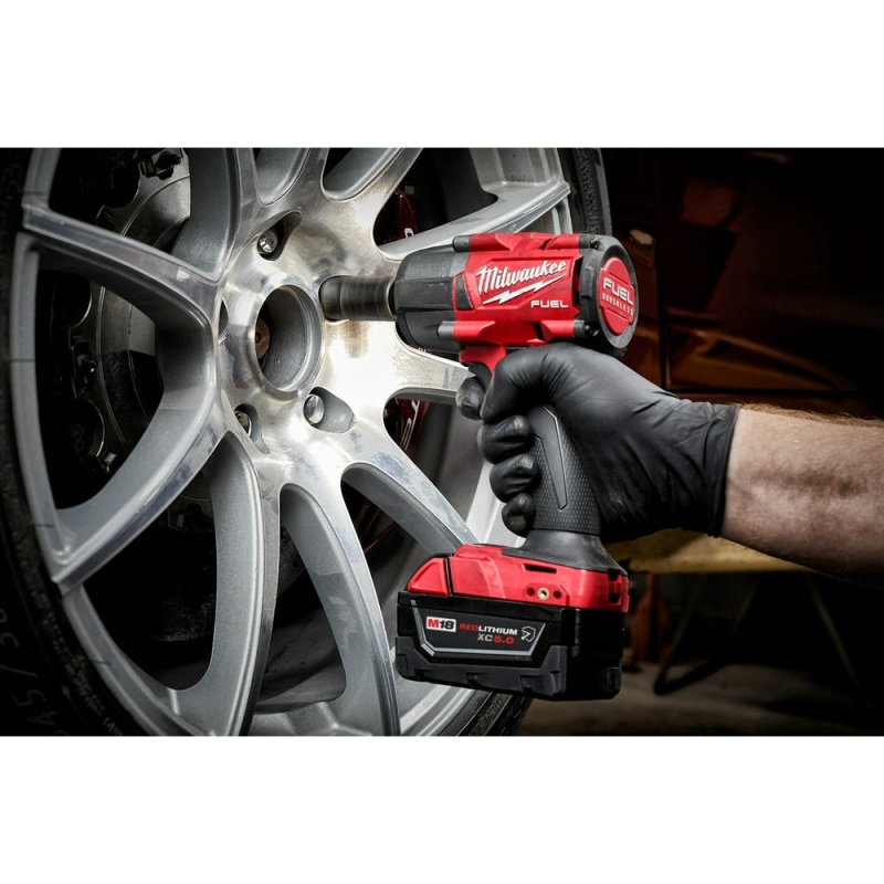 Milwaukee 2960-22R M18 FUEL 18V 3/8" Mid-Torque Impact Wrench w/ Ring Kit - Image 9