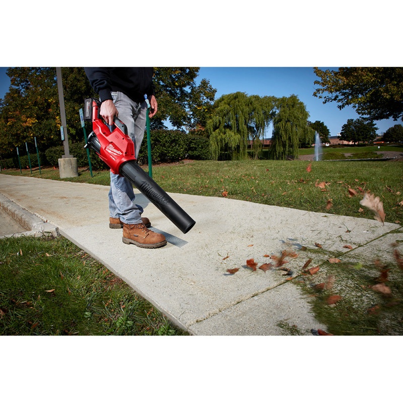 Milwaukee 3000-21 M18 FUEL 18V Cordless Trimmer/Blower 2 Tool Combo Kit - Image 12