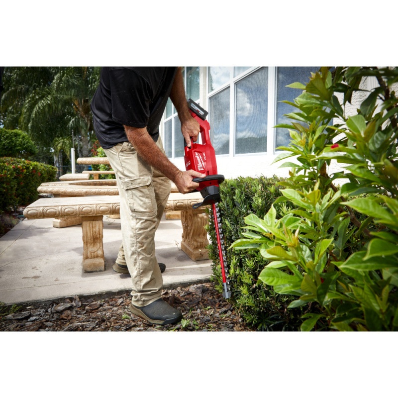 Milwaukee 3001-20 M18 FUEL 18" Ergonomic Cordless Hedge Trimmer - Bare Tool - Image 12