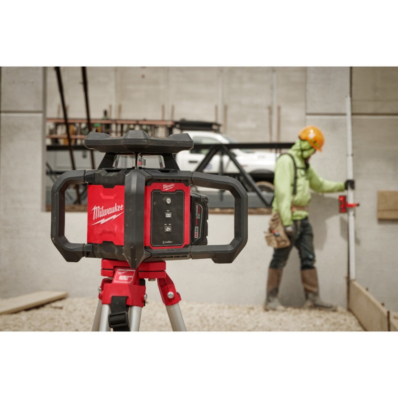 Milwaukee 3701-21T M18 18V Red Rotary Laser Kit w/ Receiver, Tripod, & Grade Rod - Image 5