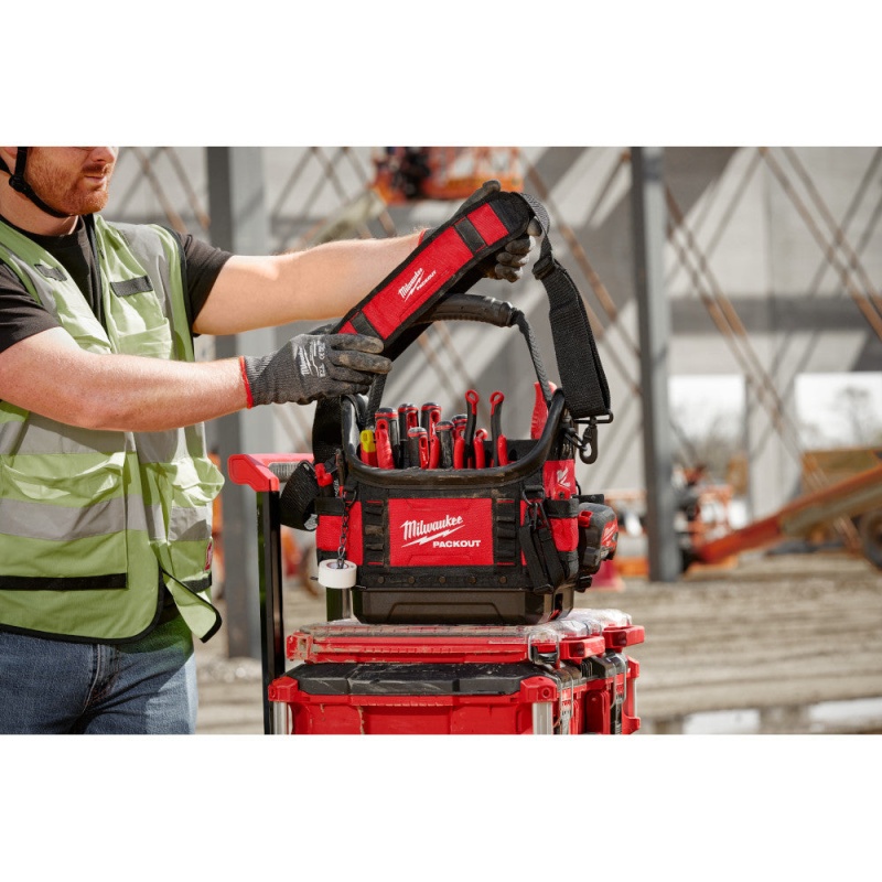 Milwaukee 48-22-8302CLR PACKOUT 10" Structured Tote w/ Cooler - Image 14