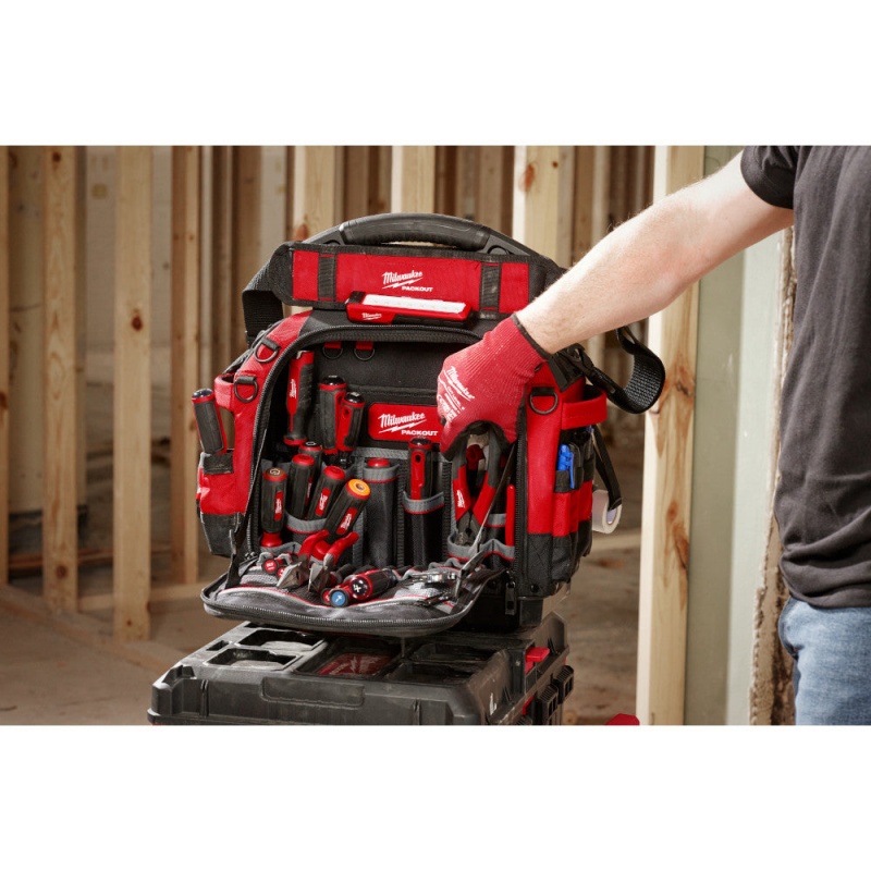 Milwaukee 48-22-8316 PACKOUT 15" Structured Tool Bag - Image 6