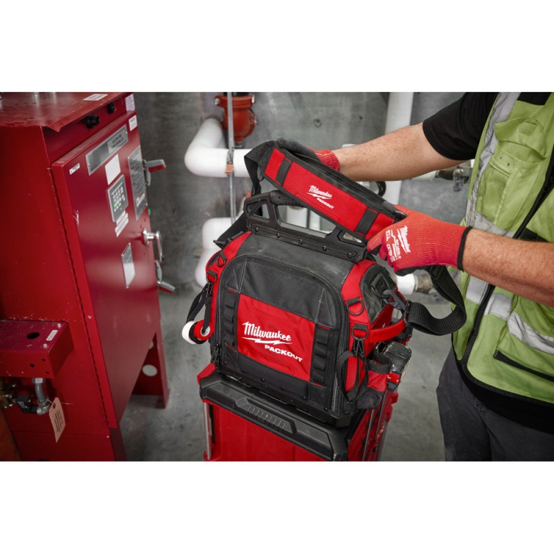 Milwaukee 48-22-8316 PACKOUT 15" Structured Tool Bag - Image 8