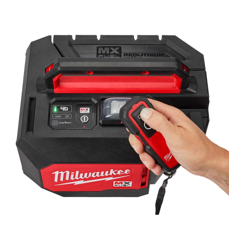 Milwaukee MXF370-82XC MX FUEL Cordless Heavy Duty Concrete Vibrator - Recon - Image 9