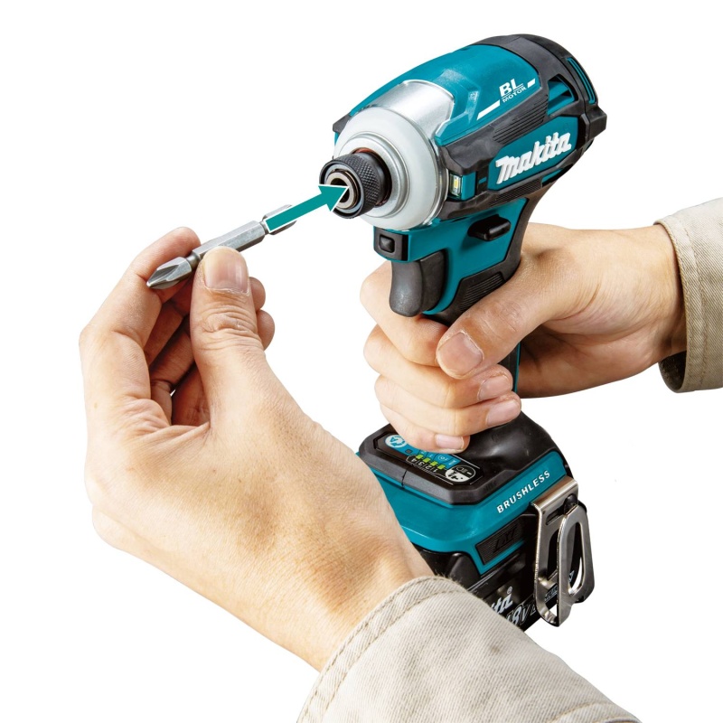 Makita XDT19T 18V LXT Cordless Lithium-Ion Brushless 4-Speed Impact Driver Kit - Image 11