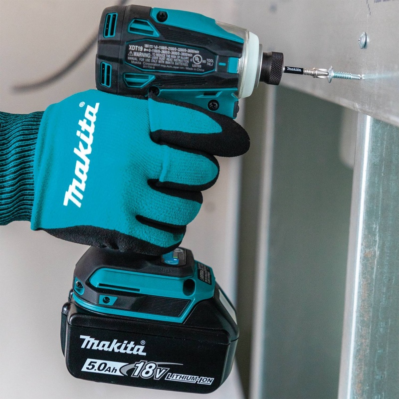 Makita XDT19T 18V LXT Cordless Lithium-Ion Brushless 4-Speed Impact Driver Kit - Image 4