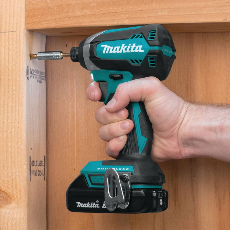 Makita XT269R 18-Volt 2.0 Ah LXT Lithium-Ion Brushless Cordless Combo Kit - 2pc - Image 6