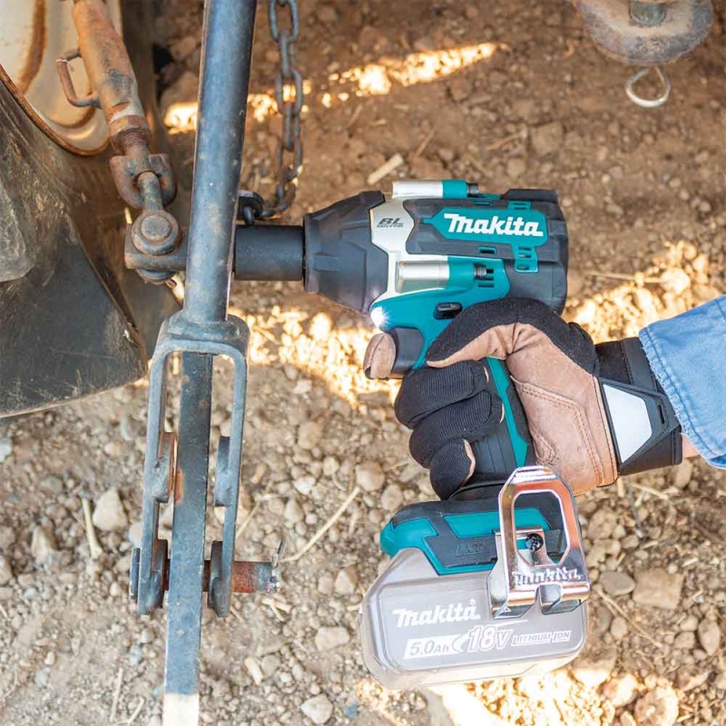 Makita XWT18XVZ 18V LXT 1/2" Sq. Drive Cordless Utility Impact Wrench -Bare Tool - Image 4