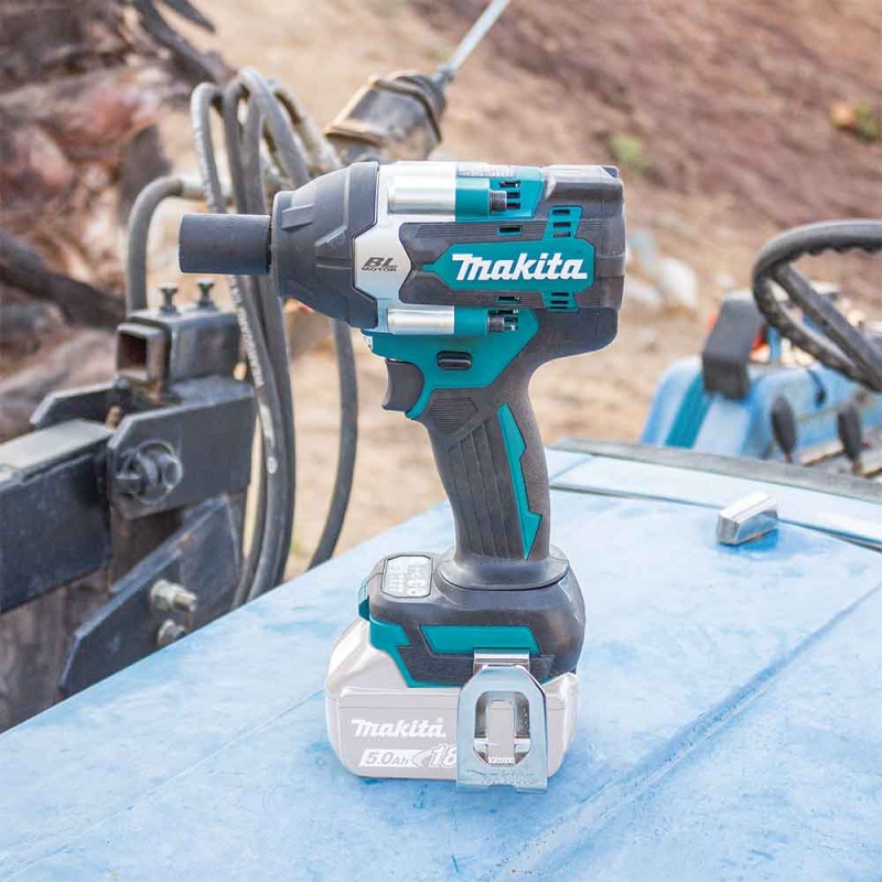 Makita XWT18XVZ 18V LXT 1/2" Sq. Drive Cordless Utility Impact Wrench -Bare Tool - Image 5