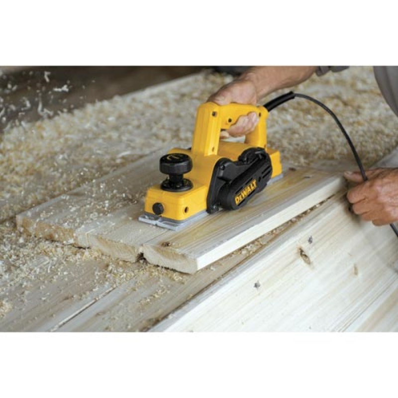 DeWALT D26676 3-1/4-in Portable Hand Planer - Image 2