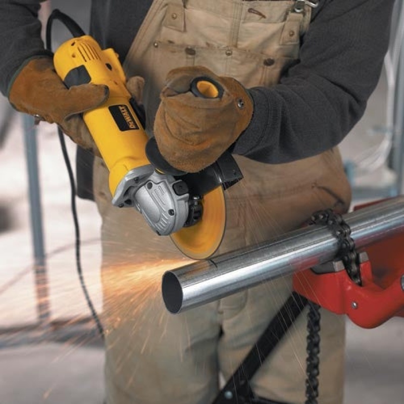 DeWALT D28499X Heavy-Duty 7''/ 9'' Large Angle Grinder - Image 3