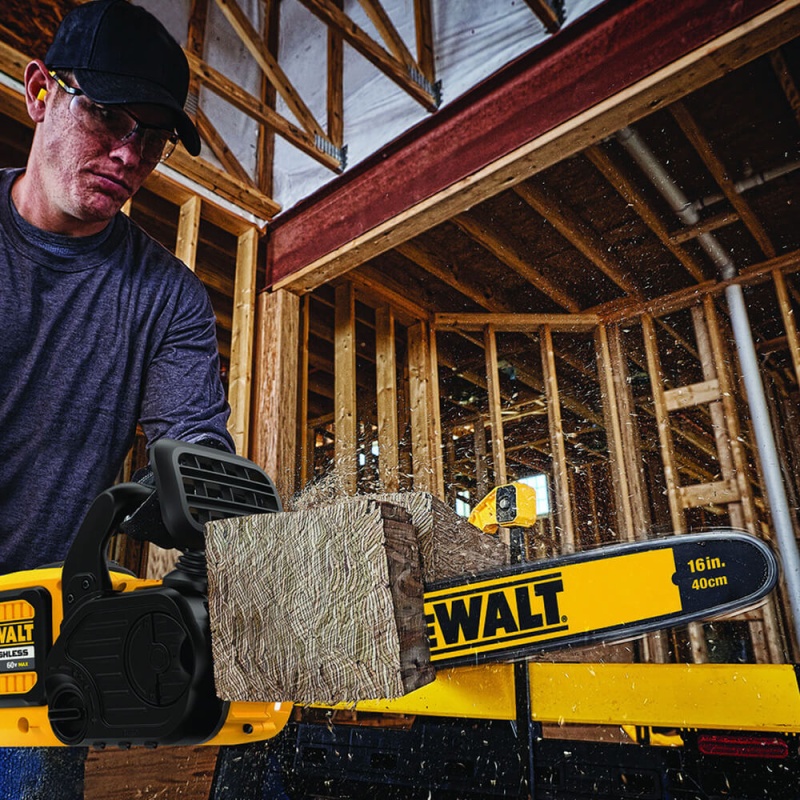 DeWALT DCCS670B 60V MAX FLEXVOLT 16" Cordless Lithium-Ion Chainsaw - Bare Tool - Image 4