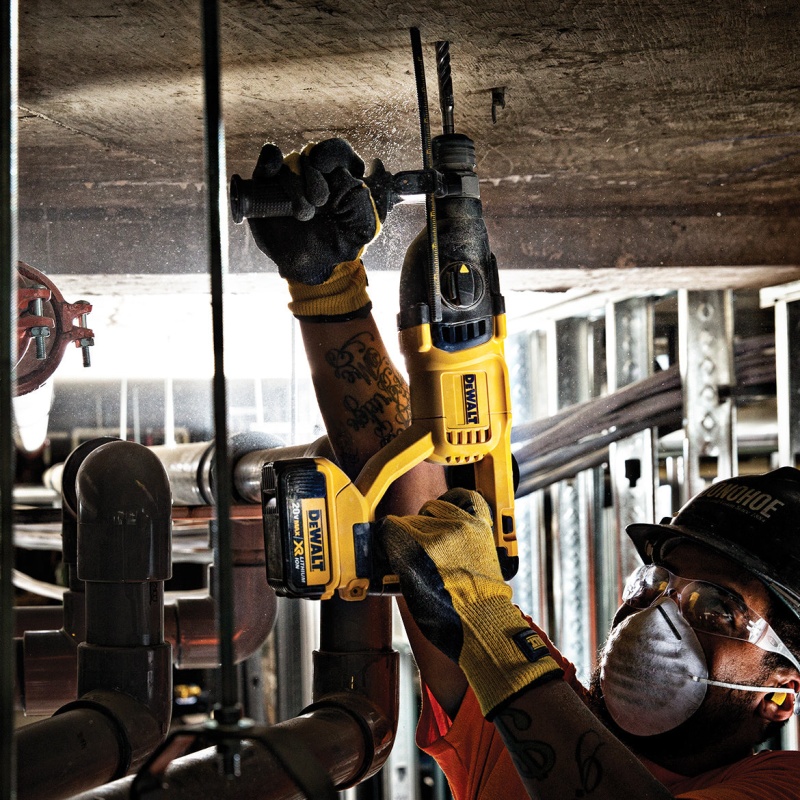 DeWALT DCH133B 20V 1-Inch D-Handle XR Brushless Rotary Hammer - Bare Tool - Image 5