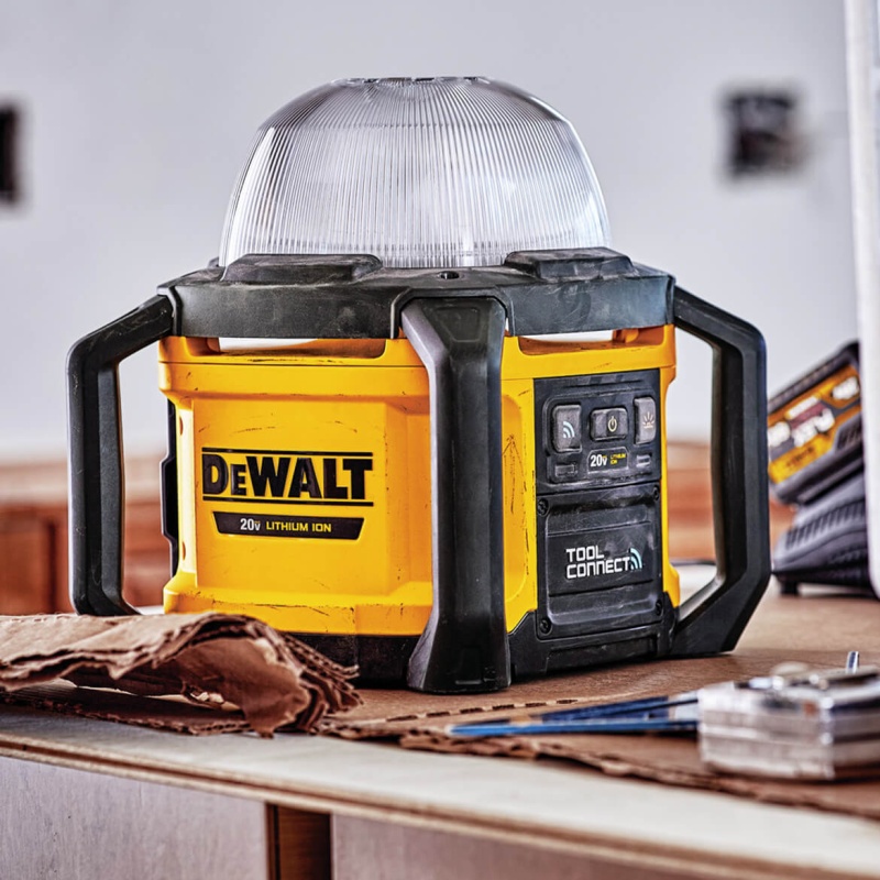 DeWALT DCL074 20V 5000-Lumen All-Purpose Cordless Work Light - Bare Tool - Image 2