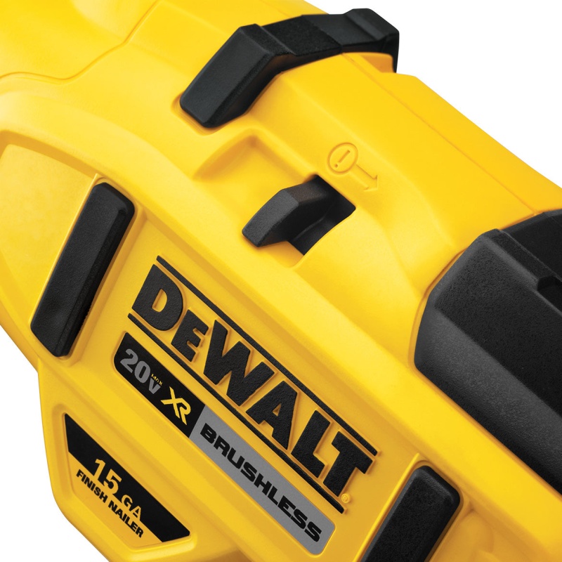 DeWALT DCN650B 20V MAX XR 15-Gauge Cordless Angled Finish Nailer - Bare Tool - Image 5