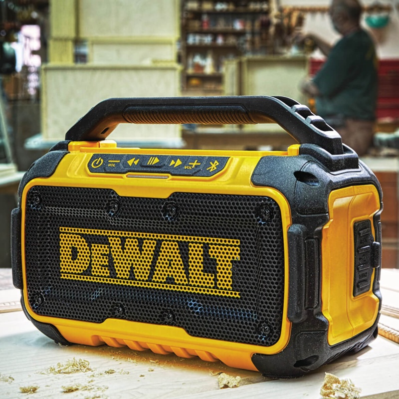 DeWALT DCR010 12V/20V Corded/Cordless Dual Speaker Bluetooth Speaker - Image 5