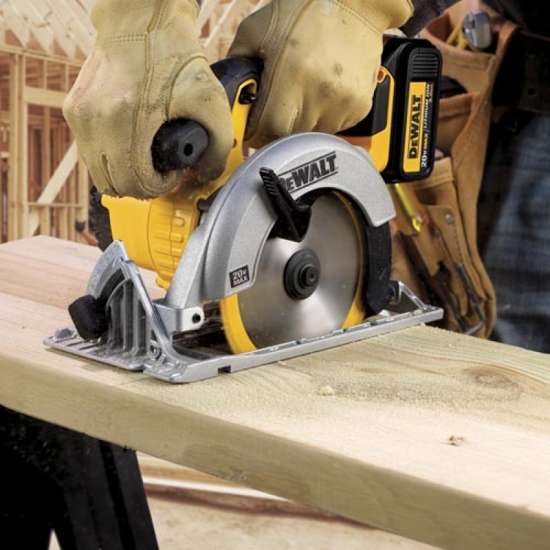 DeWALT DCS391B 20V 6-1/2-Inch Lithium-Ion Cordless Circular Saw - Bare Tool - Image 2