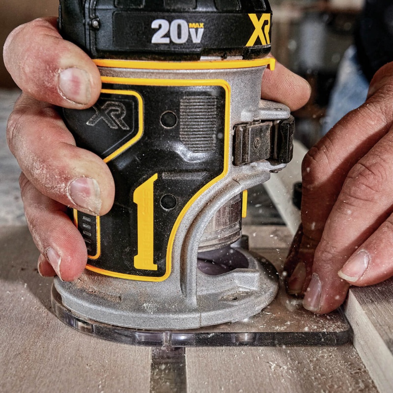 DeWALT DCW600B 20V Depth Adjusting Brushless Cordless Router - Bare Tool - Image 4