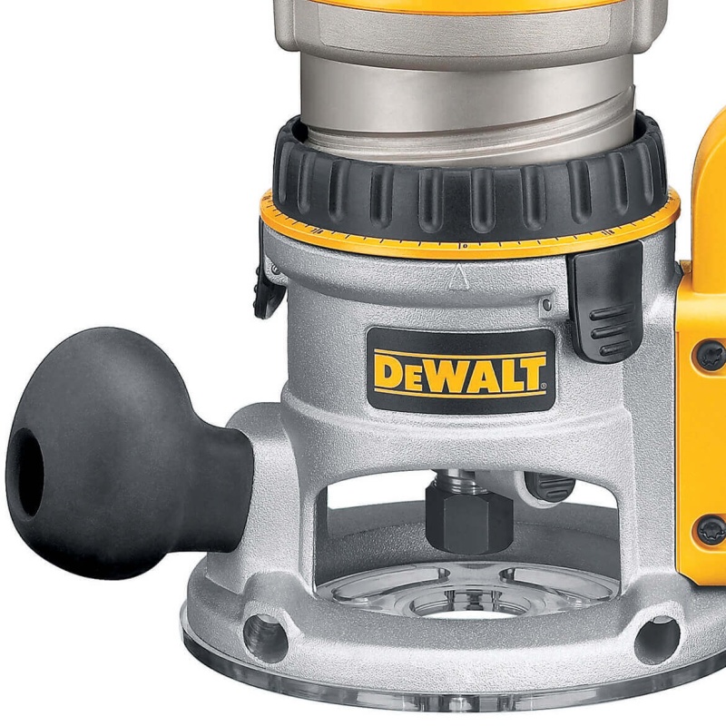 DeWALT DW618D 2-1/4 HP Heavy-Duty Maximum Motor HP EVS D-Handle Router - Image 2