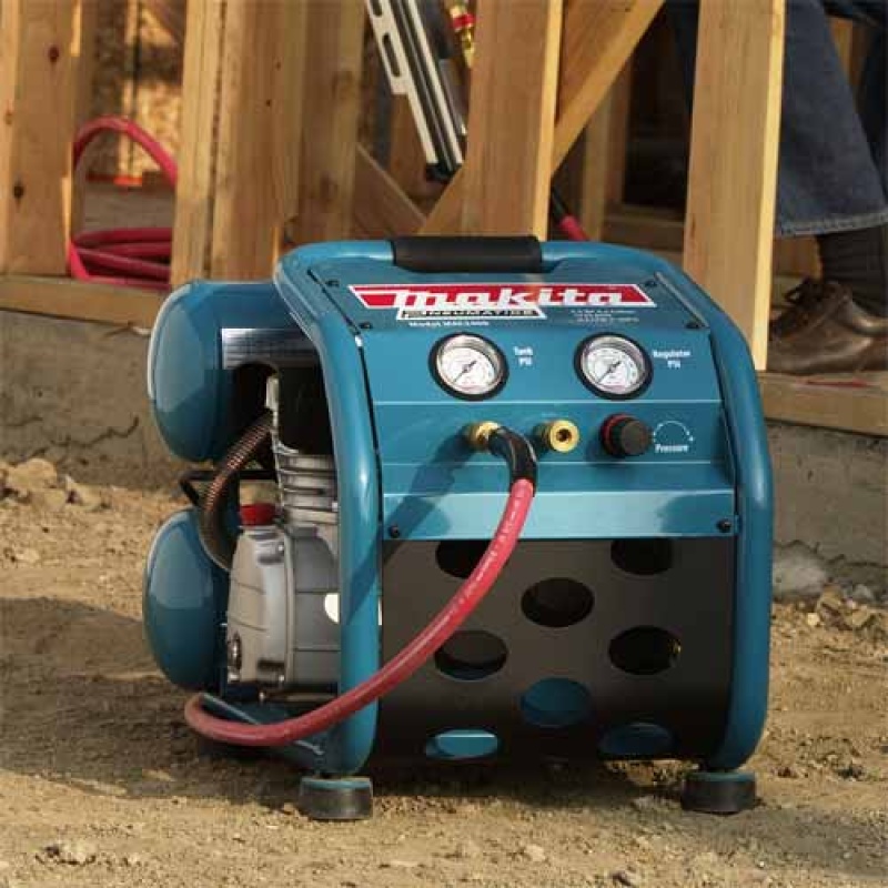 Makita MAC2400 2.5 Hp Cast Iron Roll-Cage Big Bore Air Compressor - Image 3