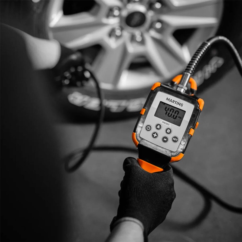 Martins | Flatematic Handheld Automatic Digital Tire Inflator (MHA-100) - Image 5