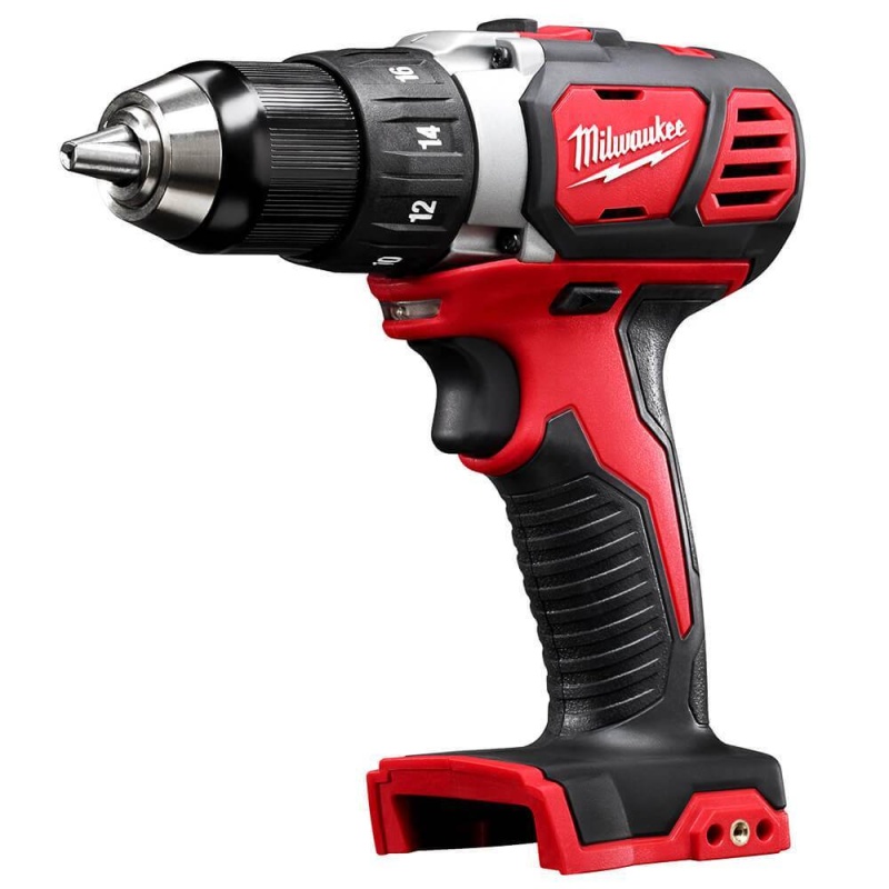 Milwaukee 2606-80 M18 18V 1/2-Inch Compact Drill/Driver - Bare, Recon