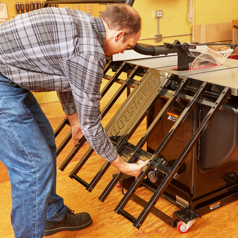 Sawstop TSA-FOT Heavy Duty Folding Outfeed Table for Table Saws and Mobile Bases - Image 4