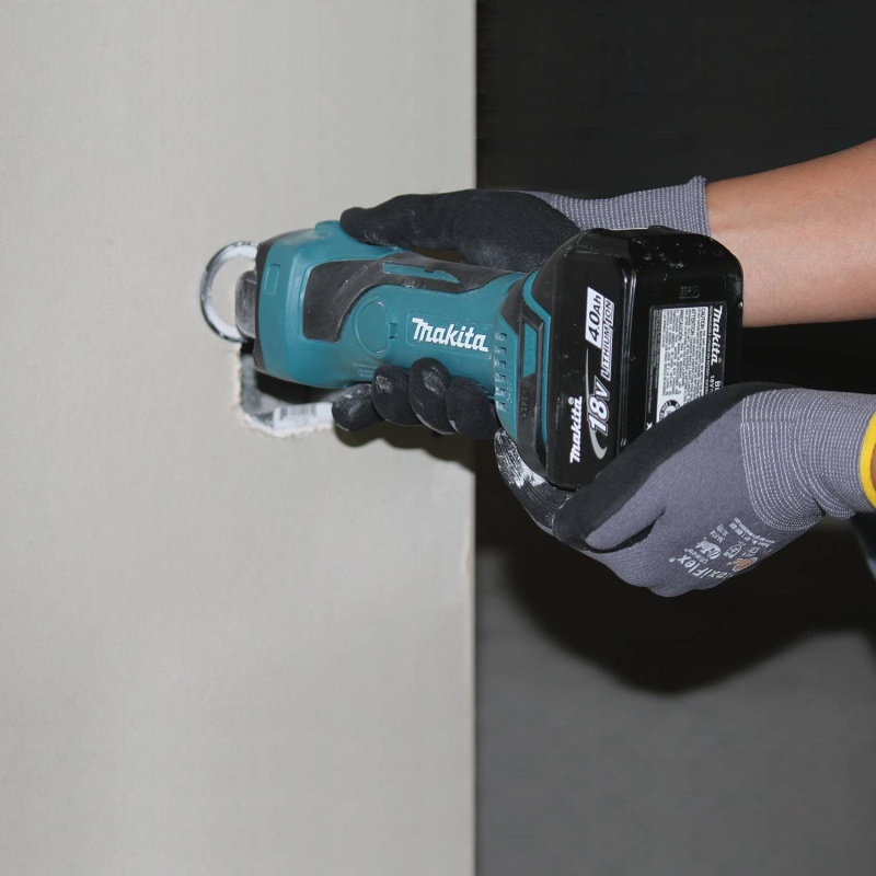 Makita XOC01Z 18-Volt 30,000 Rpm LXT Lithium-Ion Cordless Cut-Out Tool - Image 4