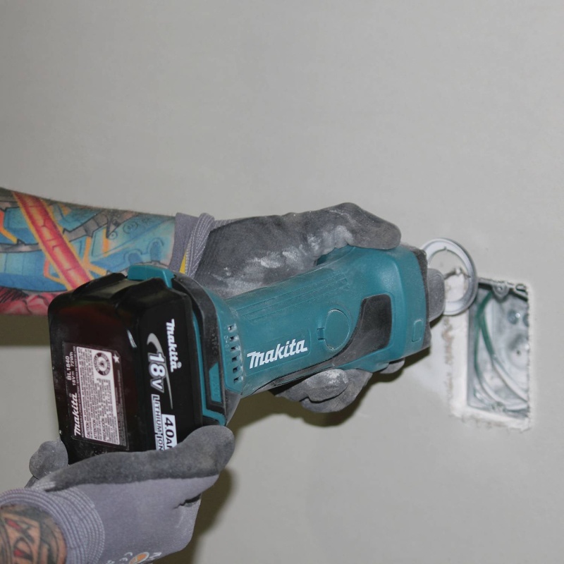 Makita XOC01Z 18-Volt 30,000 Rpm LXT Lithium-Ion Cordless Cut-Out Tool - Image 5