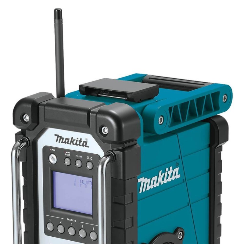 Makita XRM05 18-Volt LXT Lithium-Ion Cordless Job Site Radio - Bare Tool - Image 2