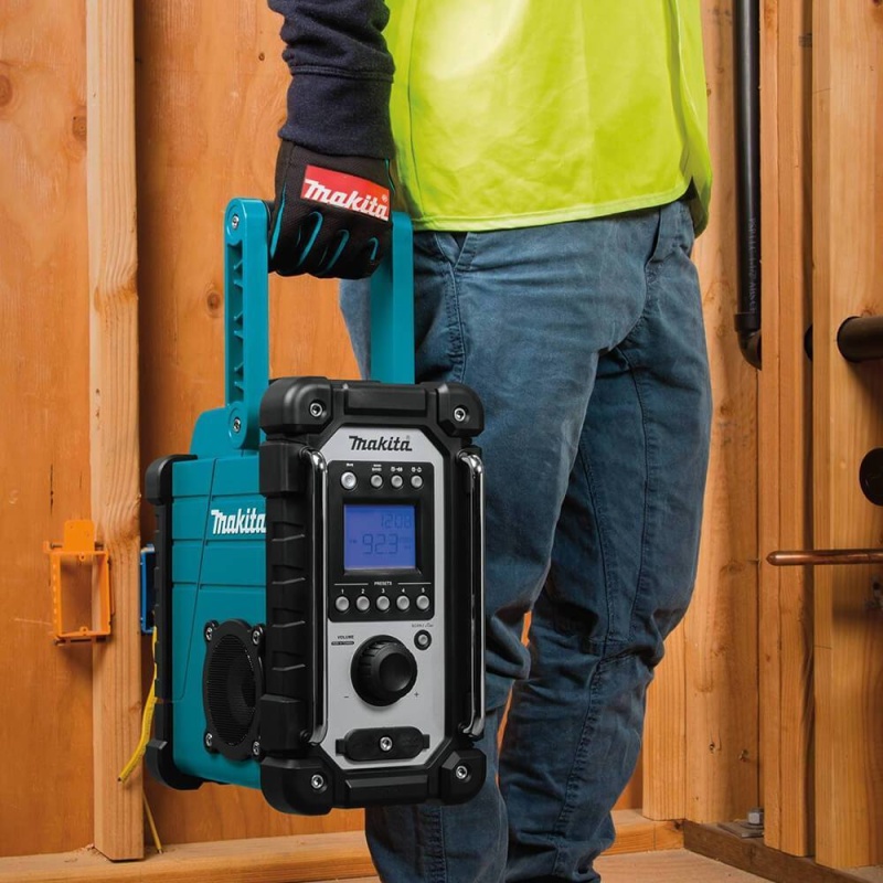 Makita XRM05 18-Volt LXT Lithium-Ion Cordless Job Site Radio - Bare Tool - Image 8