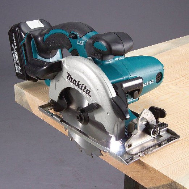 Makita XSS02Z 18-Volt 6-1/2-Inch Lithium-Ion Cordless Circular Saw, - Bare Tool - Image 2