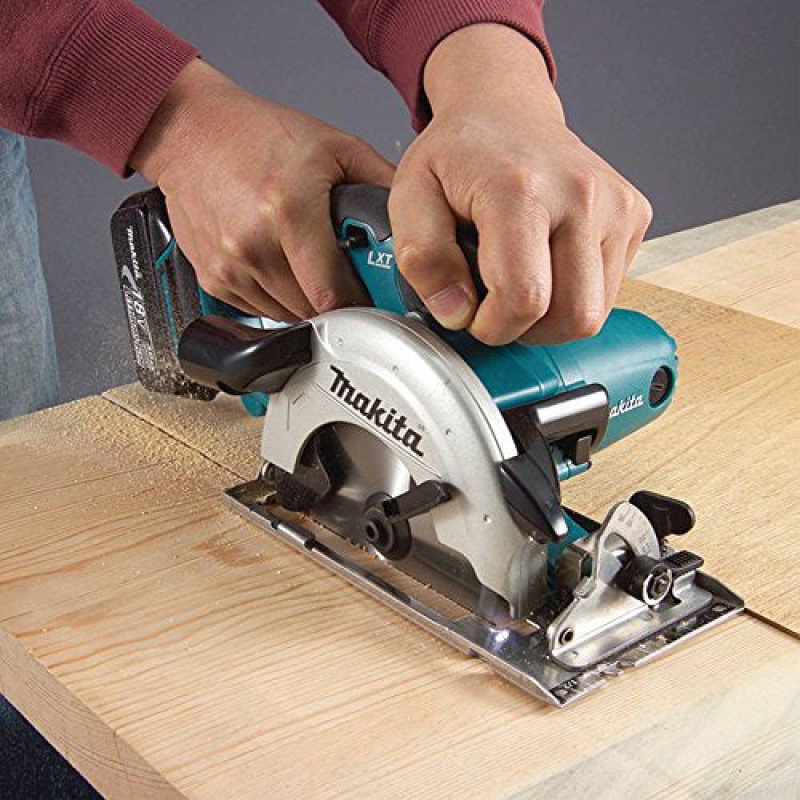 Makita XSS02Z 18-Volt 6-1/2-Inch Lithium-Ion Cordless Circular Saw, - Bare Tool - Image 3