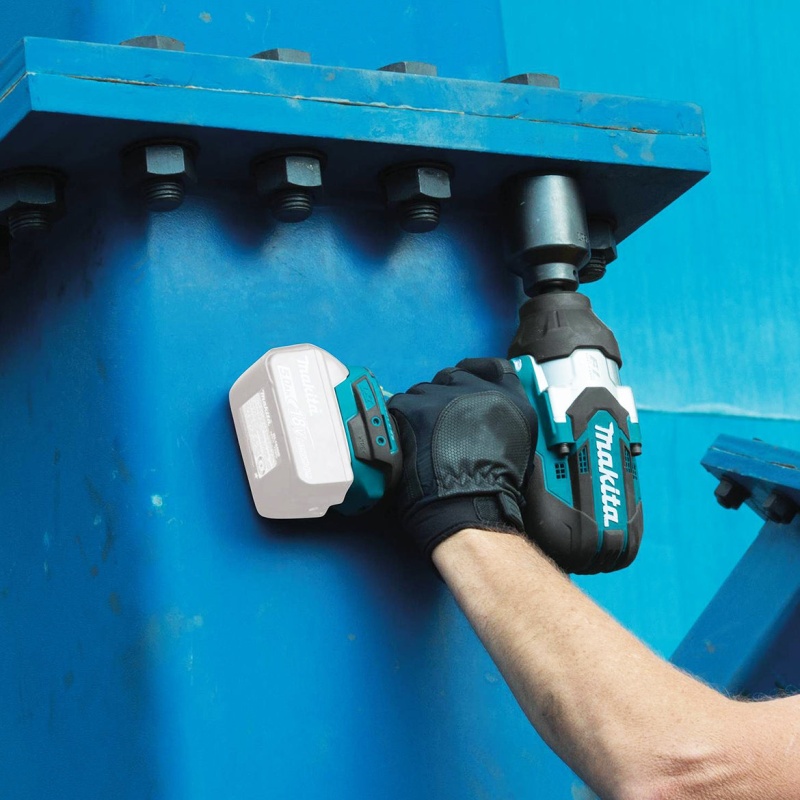 Makita XWT08XVZ 18-Volt 1/2-Inch Brushless High Torque Impact Wrench - Bare Tool - Image 8